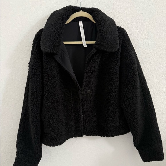 Lululemon // EUC  Black Sherpa Teddy Jacket - Picture 5 of 7